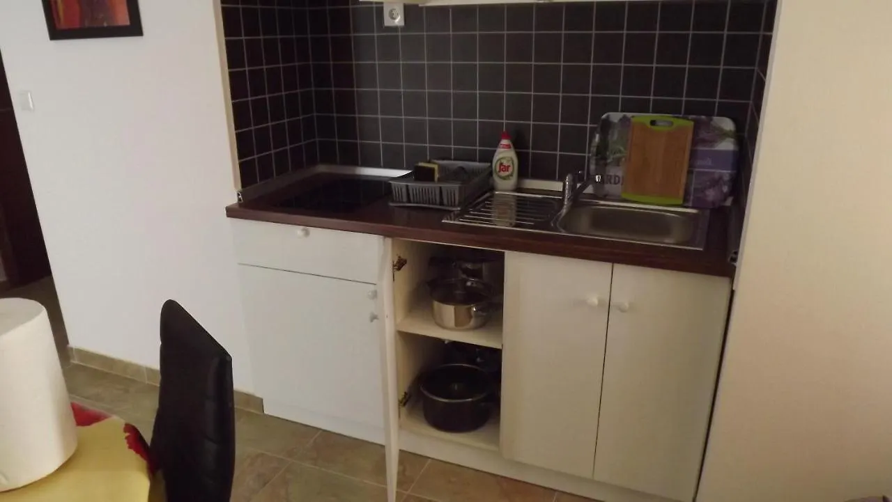 Apartment 9 With A Double Bed Split