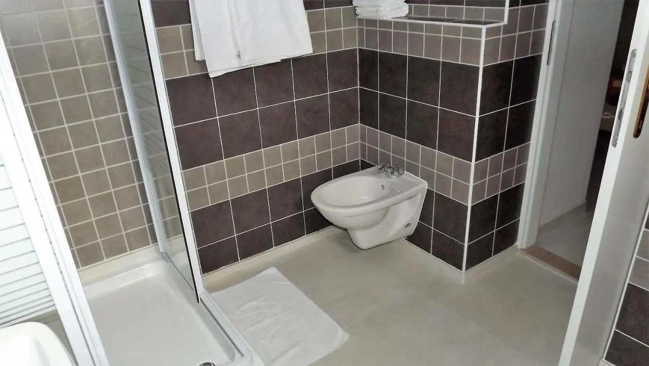 Apartment 9 With A Double Bed Split