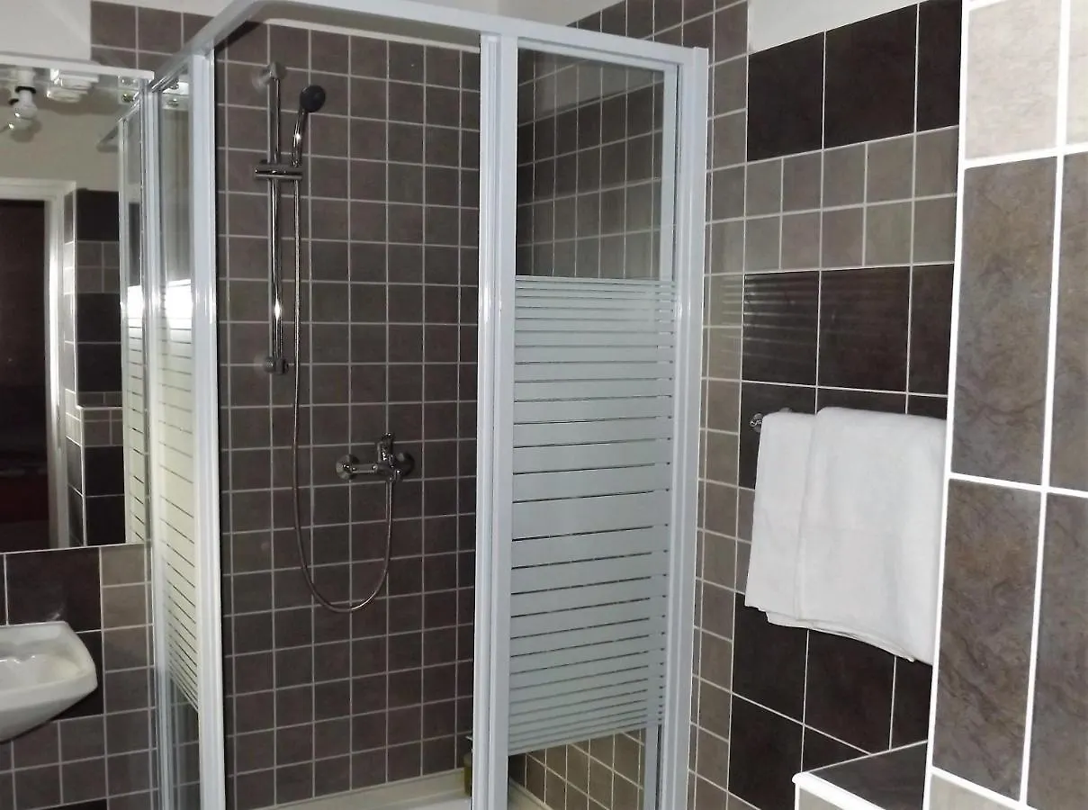 Apartment 9 With A Double Bed 스플리트 0*,